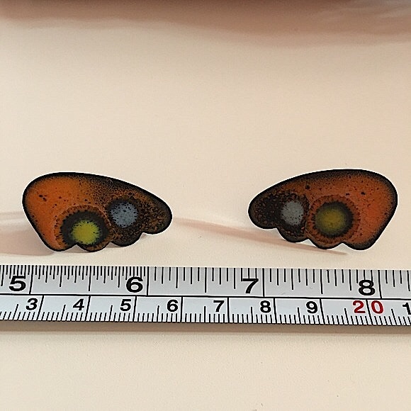 Vintage 60 70 MCM MOD Copper Butterfly Wing Abstract Clip Earrings - Picture 7 of 13